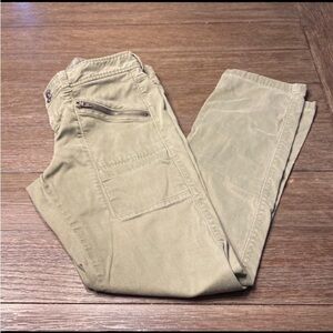 Women's  Athleta Hiking Outdoor Pants
Khaki green Size 2P mid rise straight leg